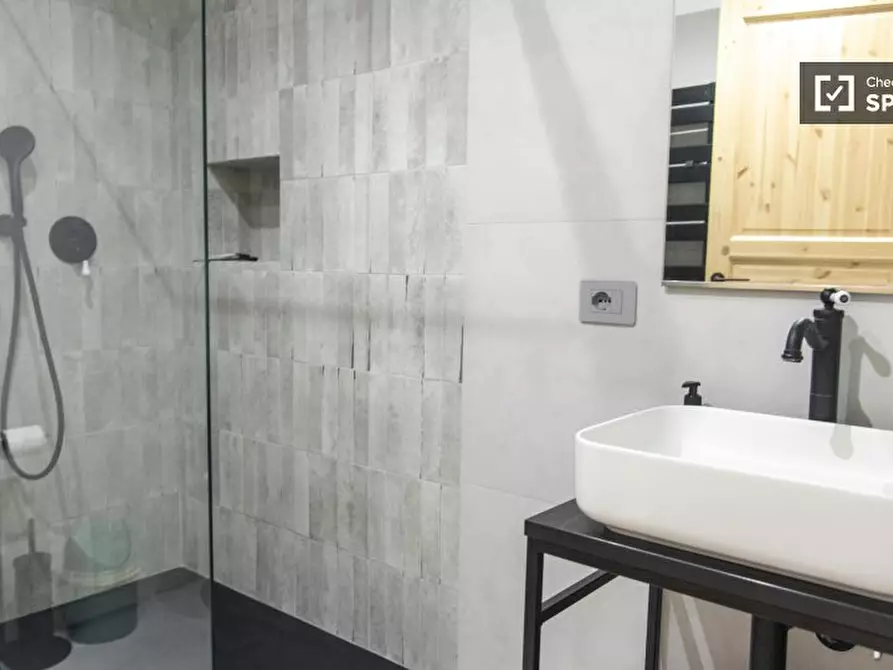 Immagine 8 di Ufficio in affitto  in Via Alessandro Cialdi a Roma