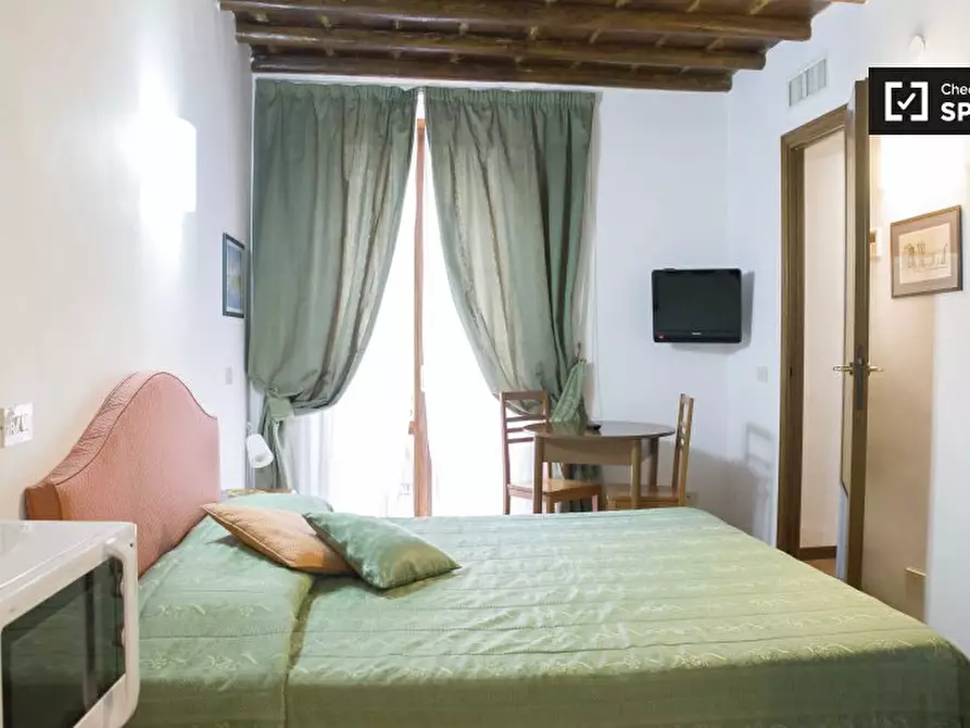 Immagine 1 di Appartamento in affitto  in Via Zucchelli a Roma