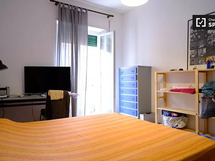 Immagine 8 di Camera condivisa in affitto  in Via Mirandola a Roma