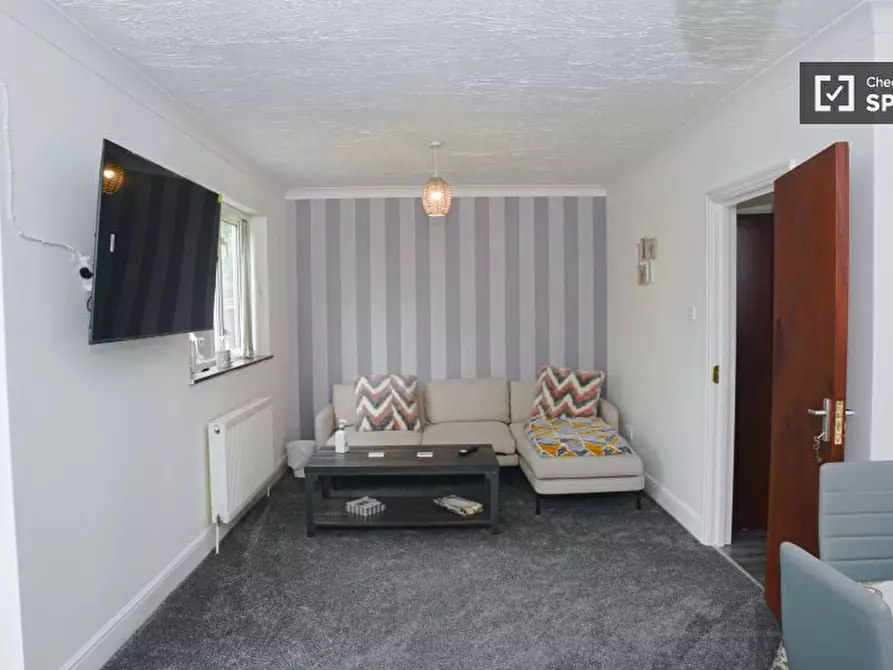 Immagine 4 di Appartamento in affitto  in A Tangmere Way a Brent