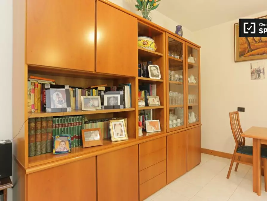 Immagine 13 di Camera condivisa in affitto  in Via Sergio Tofano, 20153 Milano MI, Italy a Milano