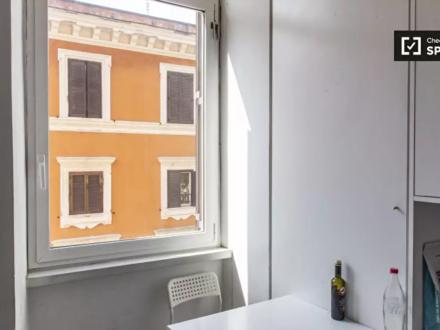 Immagine 9 di Camera condivisa in affitto  in Viale Regina Margherita, 00198 Roma RM, Italy a Roma