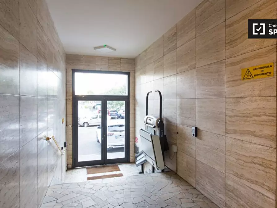 Immagine 10 di Ufficio in affitto  in Viale Gorizia a Milano