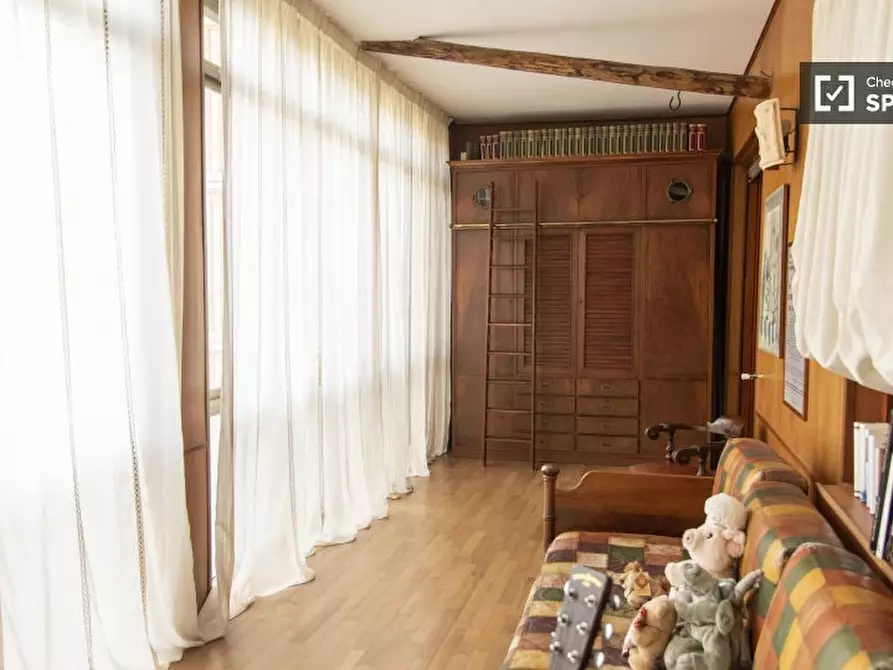 Immagine 1 di Appartamento in affitto  in Via Guido de Ruggiero a Roma