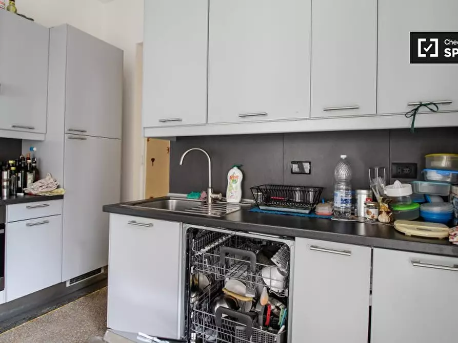 Immagine 8 di Camera condivisa in affitto  in Corso S. Maurizio a Torino