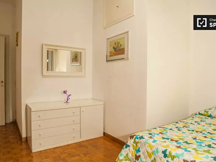 Immagine 3 di Camera condivisa in affitto  in Via Gregorio VII a Roma