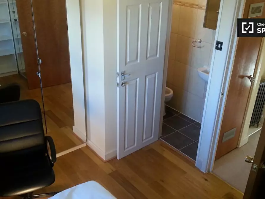 Immagine 3 di Camera condivisa in affitto  in Hastings St a Eltham