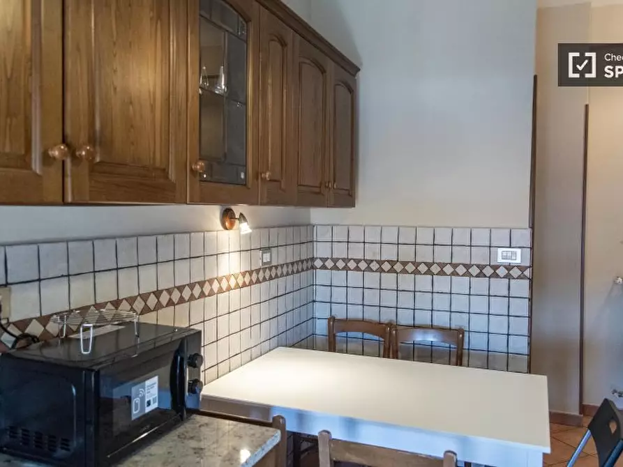 Immagine 6 di Camera condivisa in affitto  in Via Padre Semeria a Roma