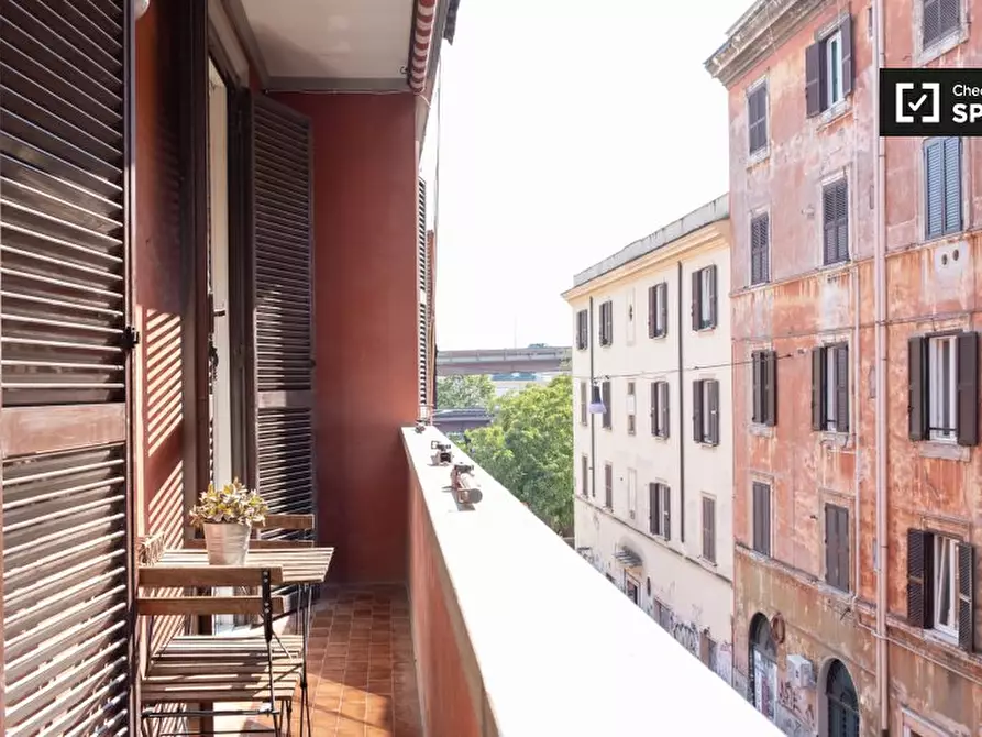 Immagine 16 di Camera condivisa in affitto  in Via dei Campani, 00185 Roma RM, Italy a Roma