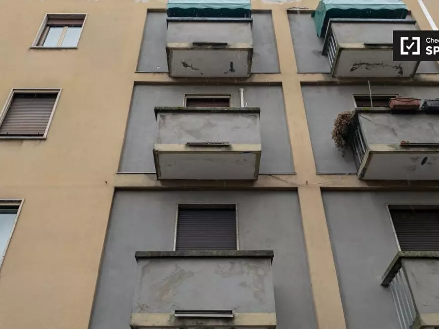 Immagine 17 di Camera condivisa in affitto  in Via Rutilia a Milano