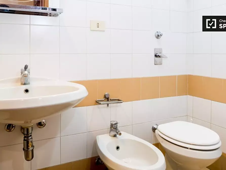 Immagine 5 di Camera condivisa in affitto  in Via Torquato Tasso a Sesto San Giovanni