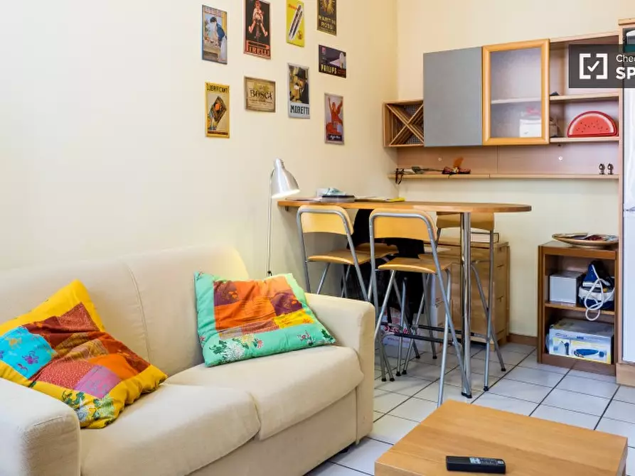 Immagine 2 di Appartamento in affitto  in Via Angelo della Pergola a Milano