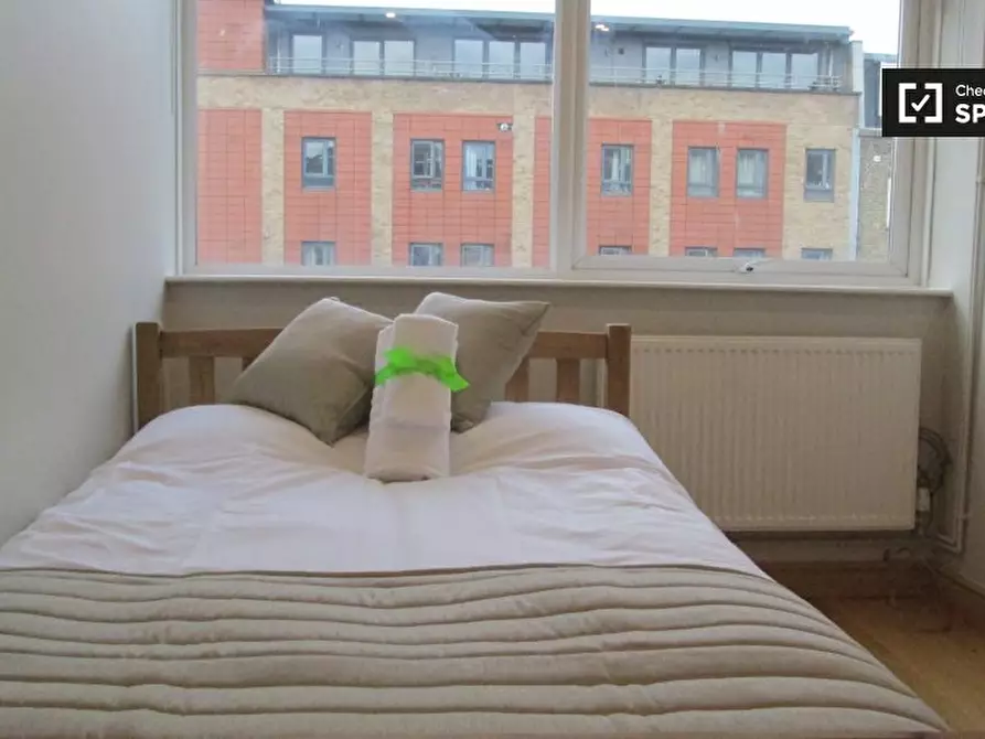 Immagine 10 di Appartamento in affitto  in Bethnal Green Rd a Poplar