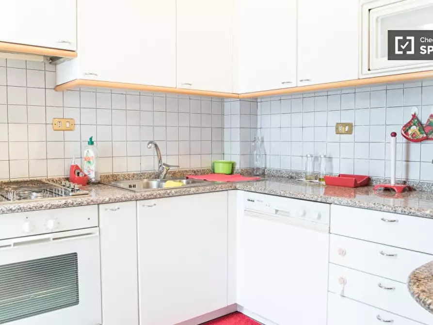 Immagine 6 di Appartamento in affitto  in Via della Cava Aurelia a Roma