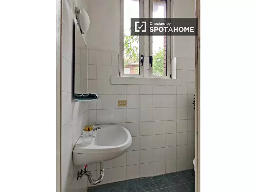 Immagine 9 di Appartamento in affitto  in Viale Faenza a Milano