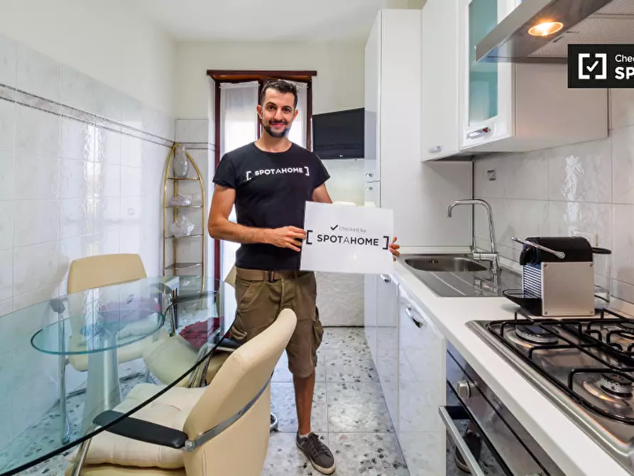 Immagine 6 di Camera condivisa in affitto  in Via Leo Longanesi a Milano