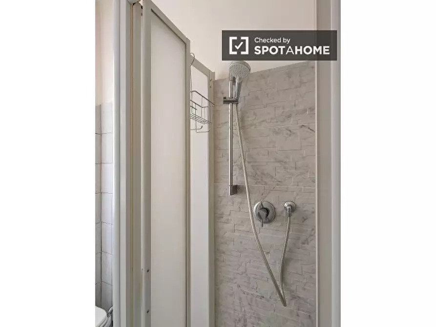 Immagine 10 di Ufficio in affitto  in Via Ticino a San Donato Milanese