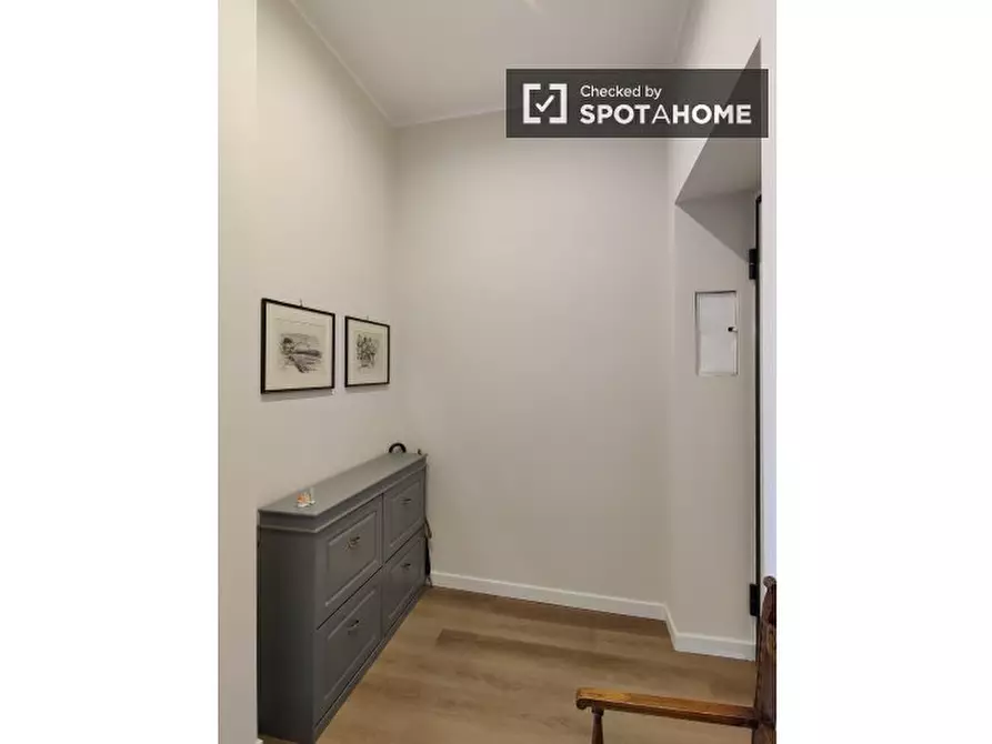 Immagine 14 di Appartamento in affitto  in Via Giovita Scalvini a Milano