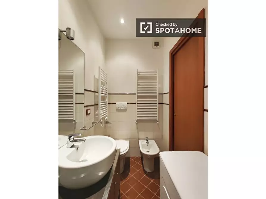 Immagine 13 di Ufficio in affitto  in Viale Umbria a Milano