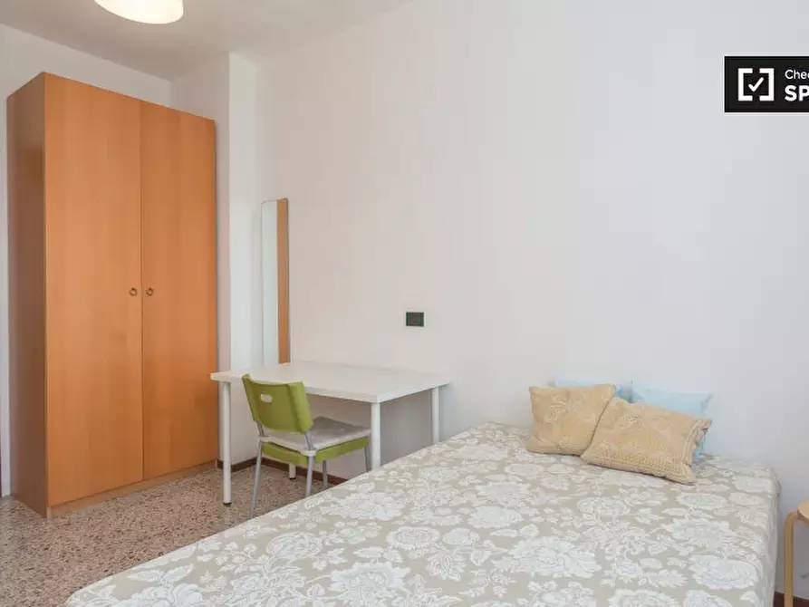 Immagine 4 di Camera condivisa in affitto  in Via Viterbo a Milano