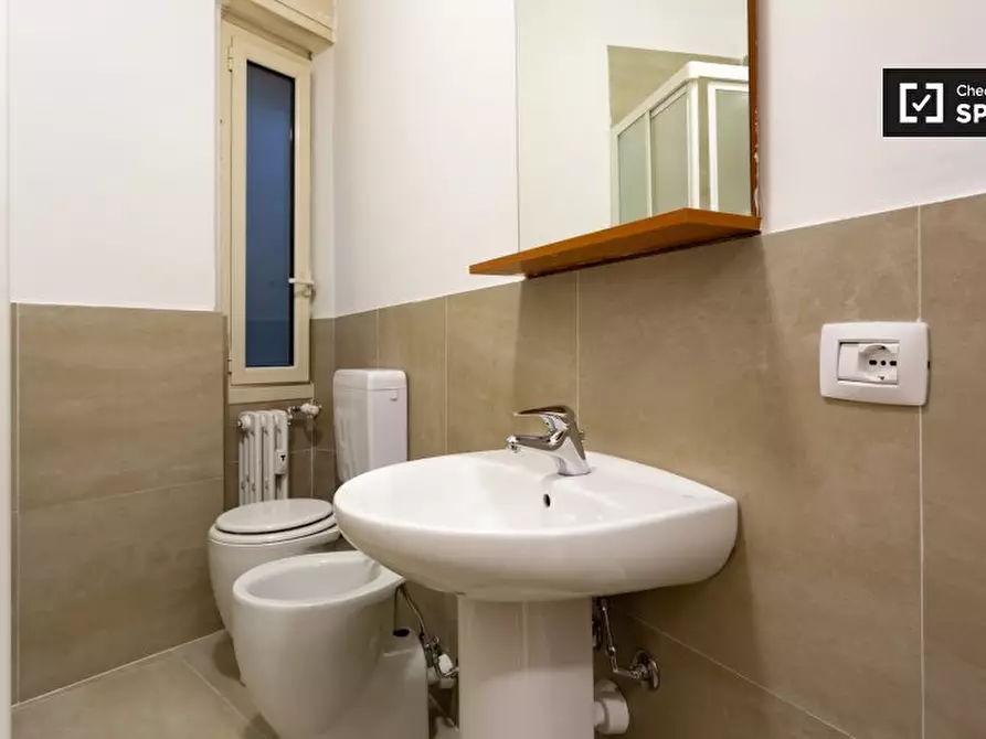 Immagine 11 di Camera condivisa in affitto  in Via Umberto Fogagnolo a Sesto San Giovanni