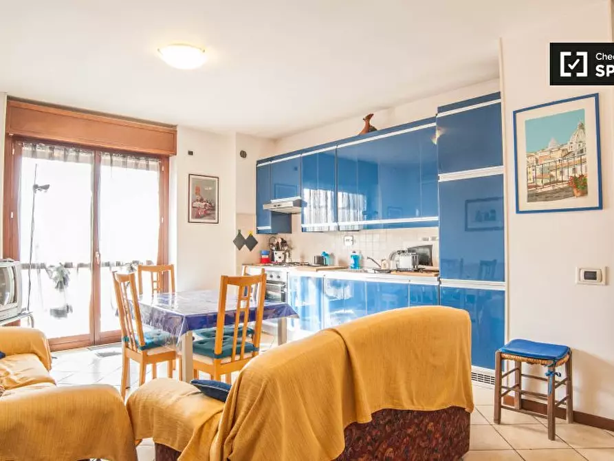 Immagine 5 di Camera condivisa in affitto  in Via Achille Capizzano a Roma