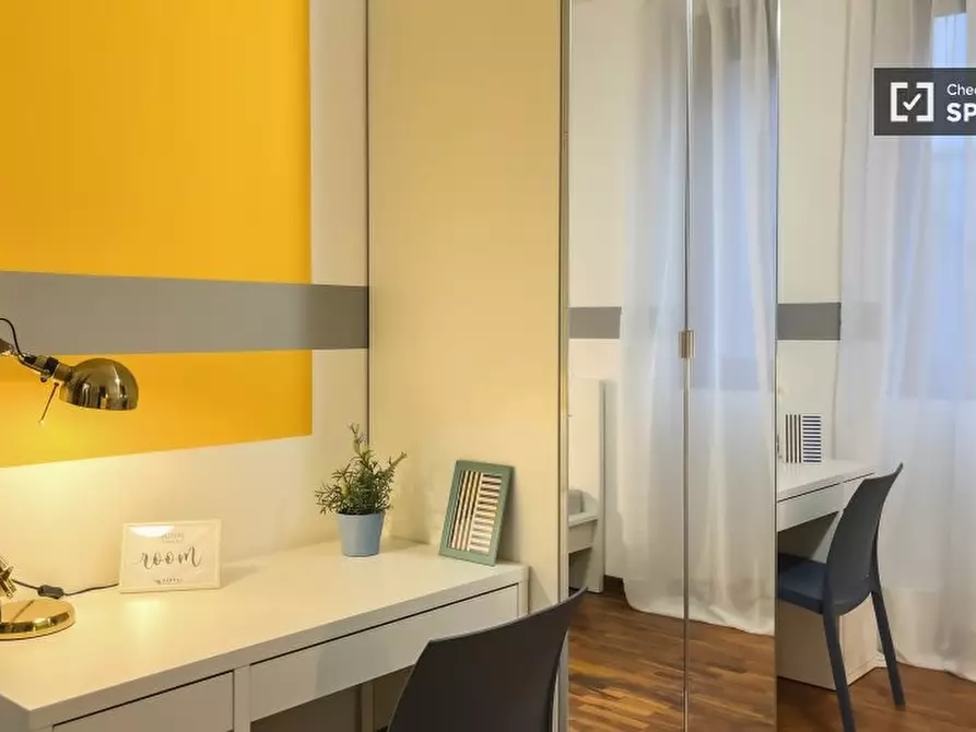 Immagine 2 di Camera condivisa in affitto  in Corso di Porta Ticinese a Milano