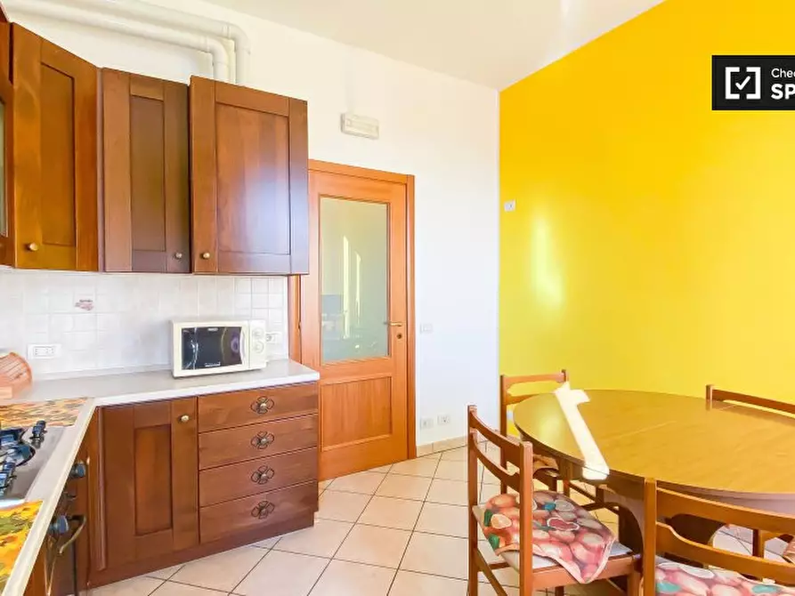 Immagine 4 di Appartamento in affitto  in Via dei Ramni a Roma