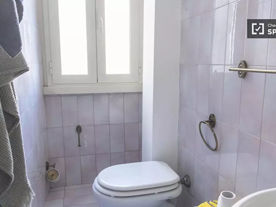 Immagine 13 di Camera condivisa in affitto  in Via Principe Eugenio a Roma