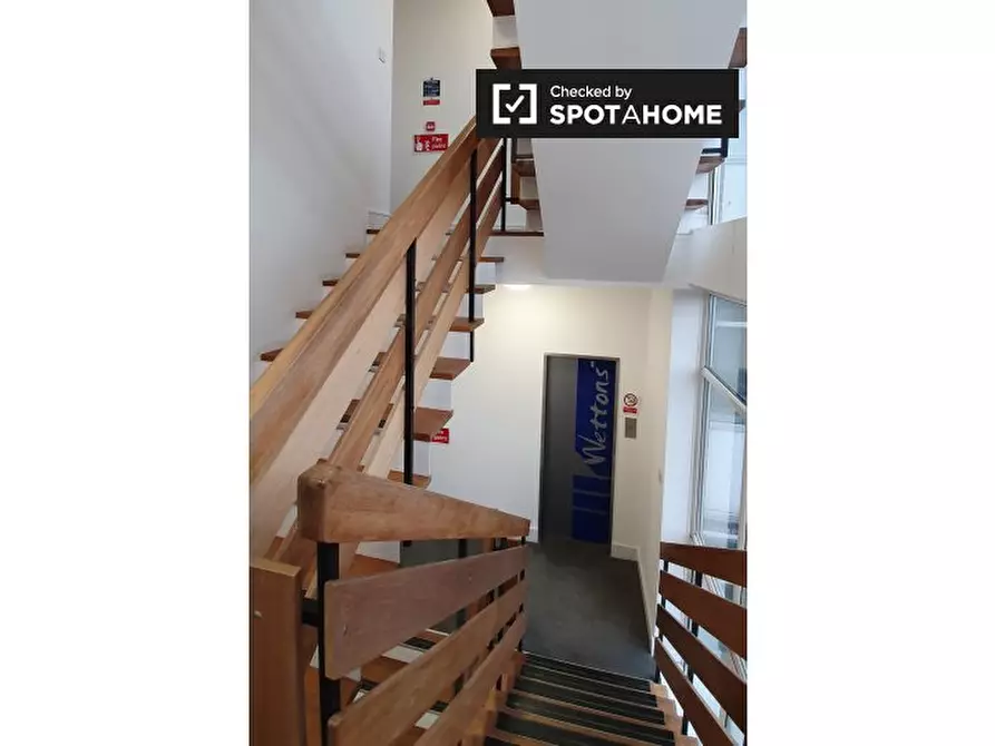 Immagine 13 di Ufficio in affitto  in St James's Rd a Camberwell