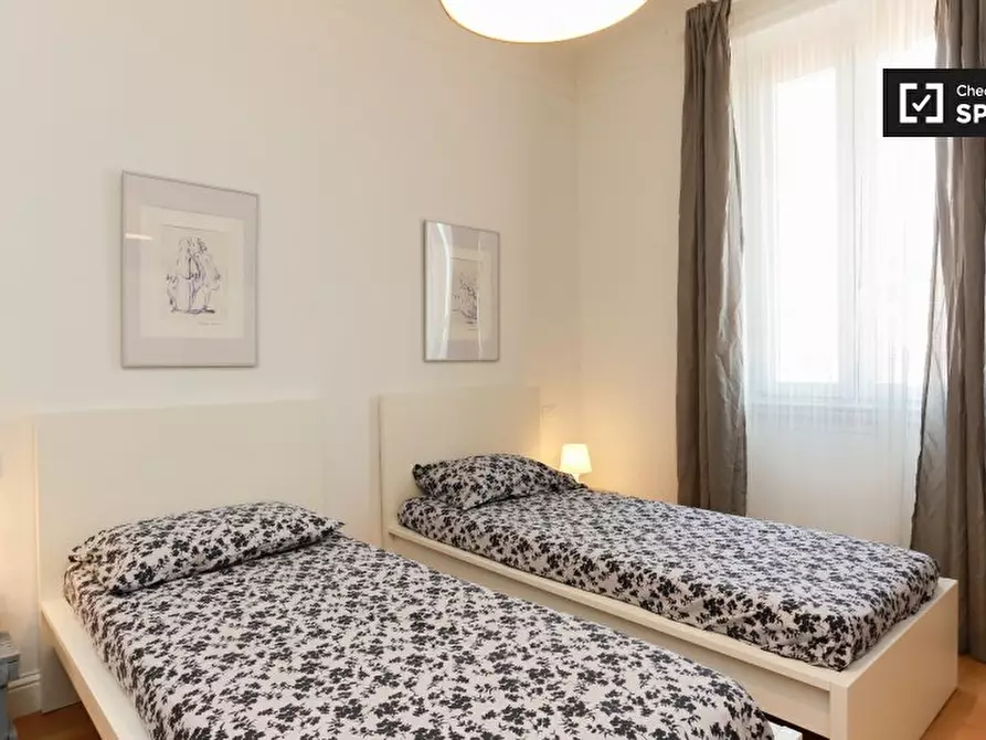 Immagine 10 di Ufficio in affitto  in Via Nicostrato Castellini, 20158 Milano MI, Italy a Milano