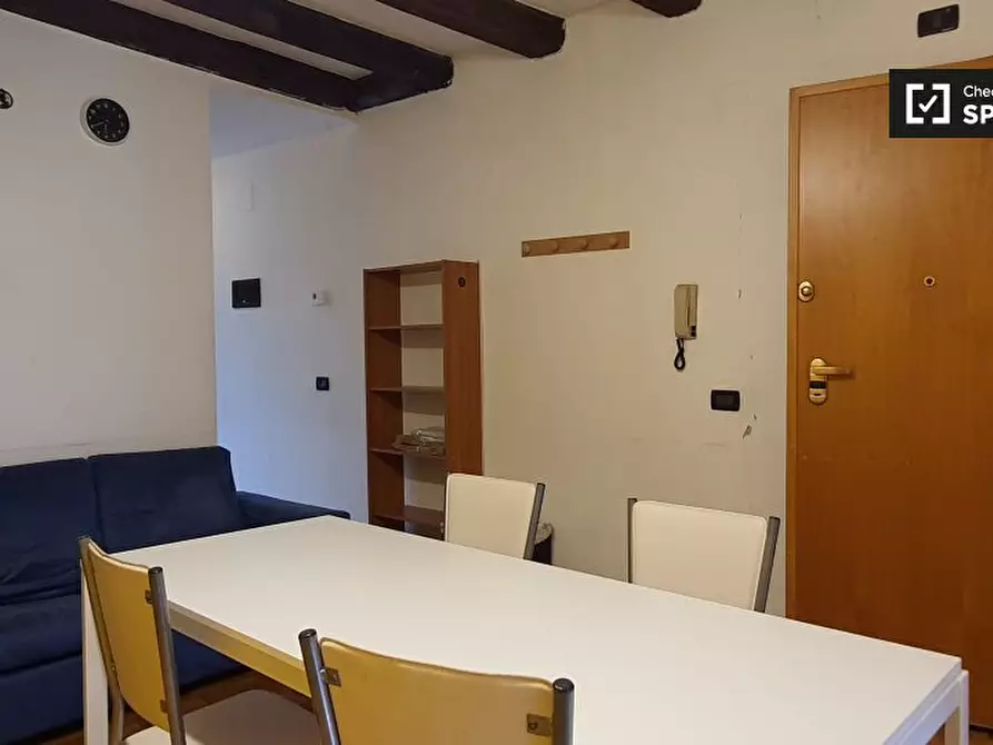 Immagine 8 di Camera condivisa in affitto  in Via S. Giovanni a Trento