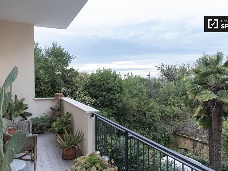 Immagine 12 di Camera condivisa in affitto  in Via Cremuzio Cordo a Roma