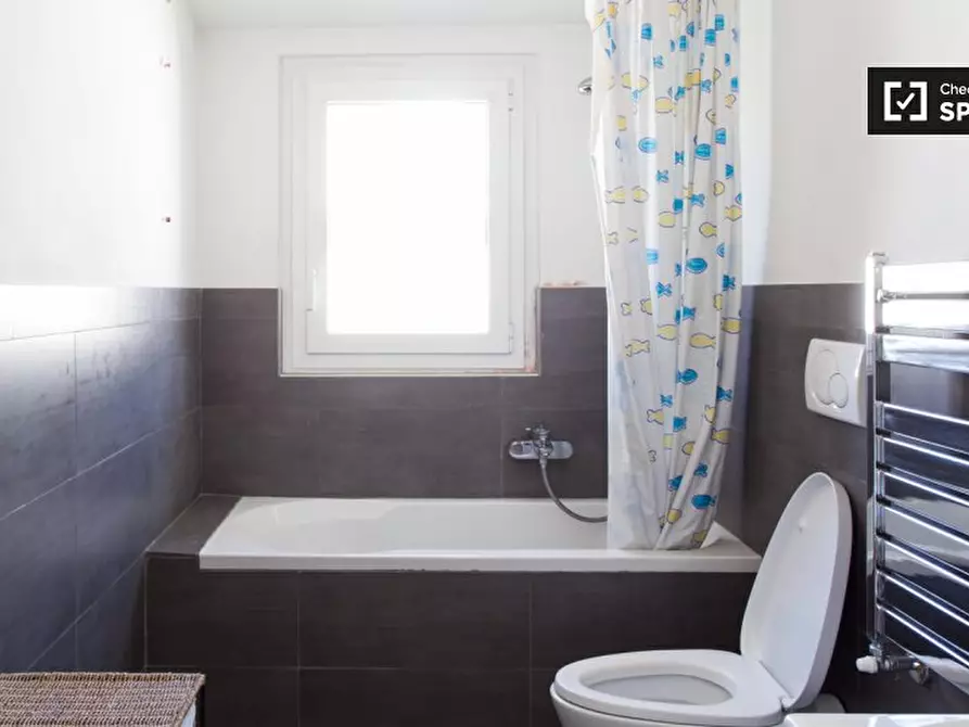 Immagine 17 di Appartamento in affitto  in Viale Isonzo, 20135 Milano MI, Italy a Milano