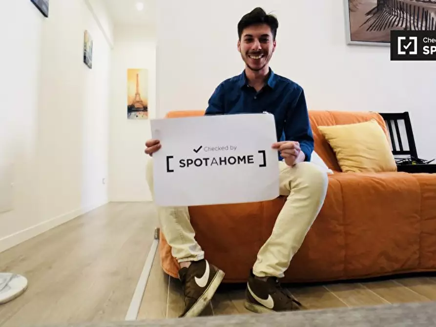 Immagine 12 di Camera condivisa in affitto  in Via Valdarno a Roma