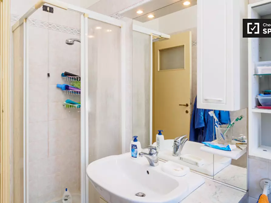 Immagine 12 di Camera condivisa in affitto  in Viale Tibaldi a Milano