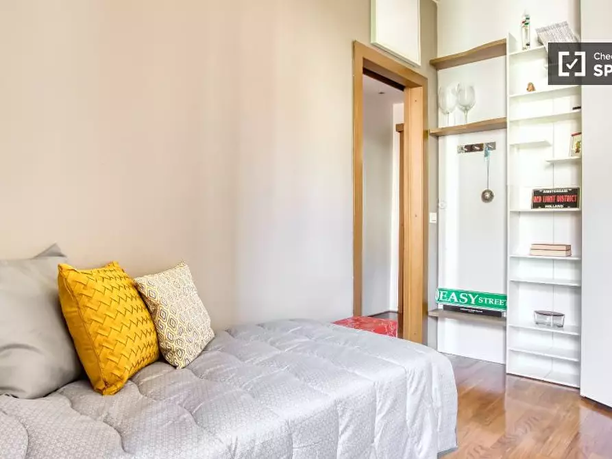 Immagine 19 di Appartamento in affitto  in Via Fratelli Rosselli a Milano