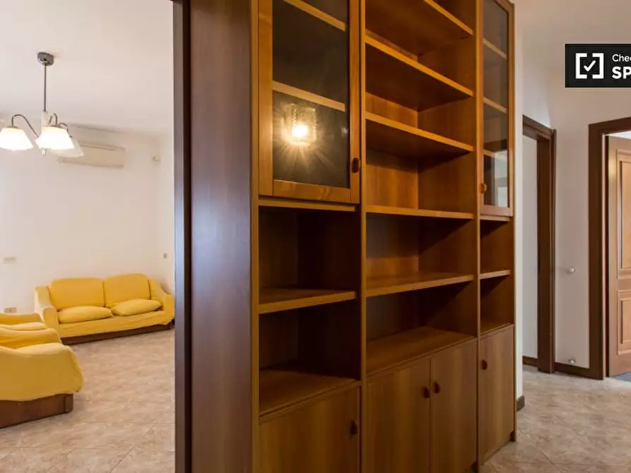 Immagine 19 di Camera condivisa in affitto  in Via Tertulliano a Milano