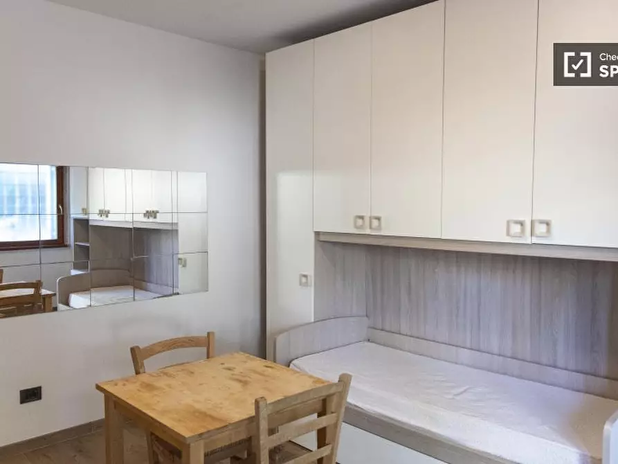 Immagine 3 di Ufficio in affitto  in Via Enrico Besta a Roma