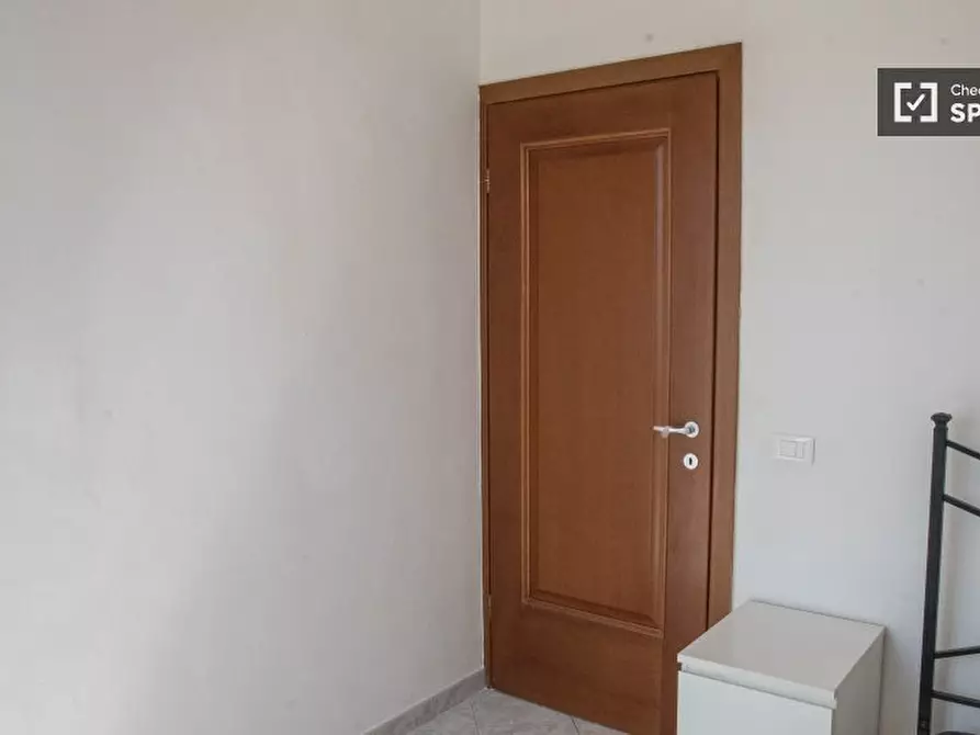 Immagine 5 di Appartamento in affitto  in Via dei Savorgnan a Roma