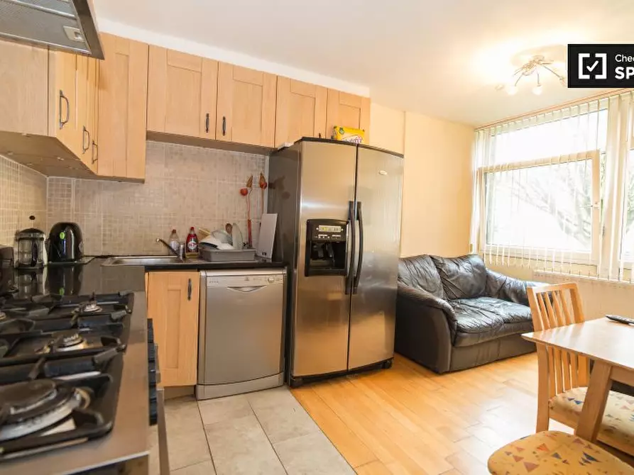 Immagine 7 di Camera condivisa in affitto  in Rayners Rd, London SW15 2AY, UK a Wandsworth