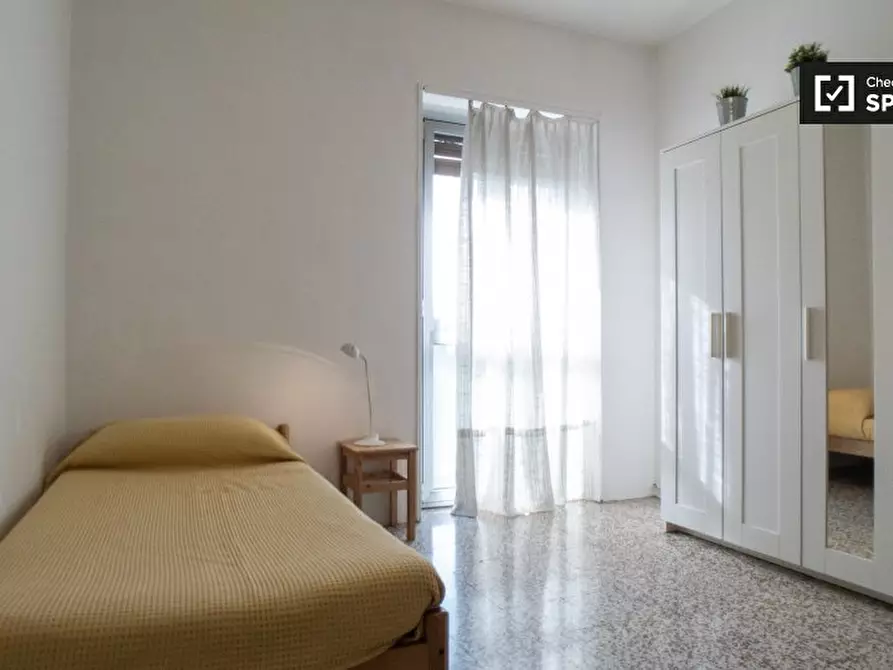 Immagine 5 di Camera condivisa in affitto  in Via Giuseppe Carozzi a Milano