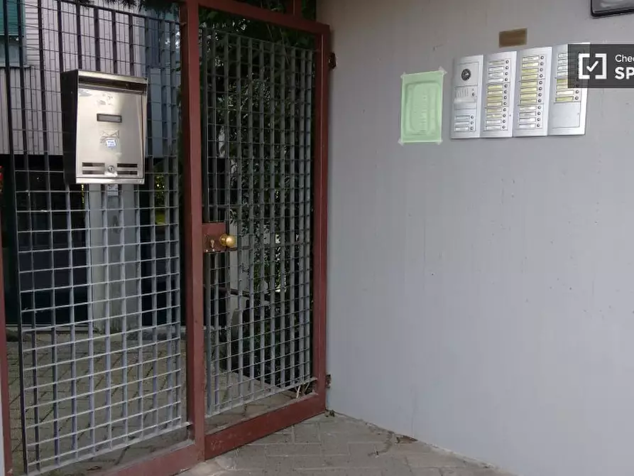 Immagine 15 di Camera condivisa in affitto  in via Treccani degli Alfieri a Milano