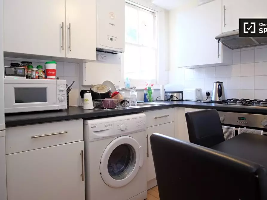 Immagine 4 di Camera condivisa in affitto  in Glenrosa Street a Hammersmith