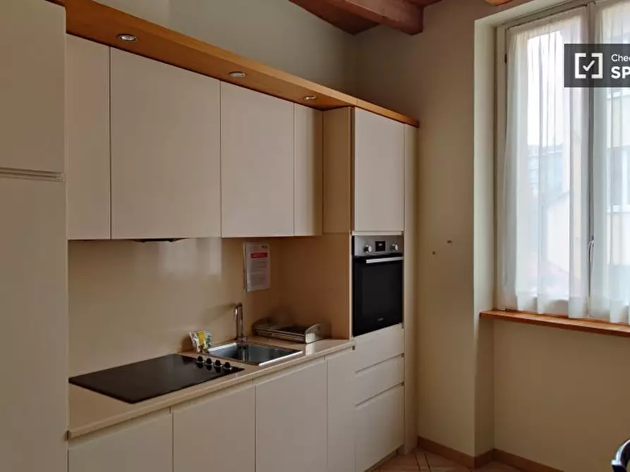 Immagine 5 di Appartamento in affitto  in Via Ascanio Sforza a Milano