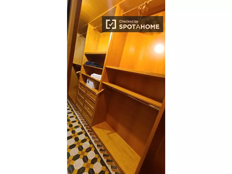 Immagine 11 di Appartamento in affitto  in Via Crescenzio a Roma