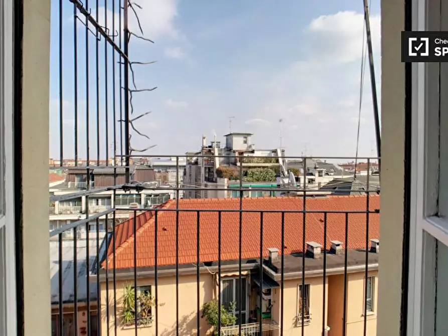 Immagine 7 di Camera condivisa in affitto  in Via Teodosio a Milano