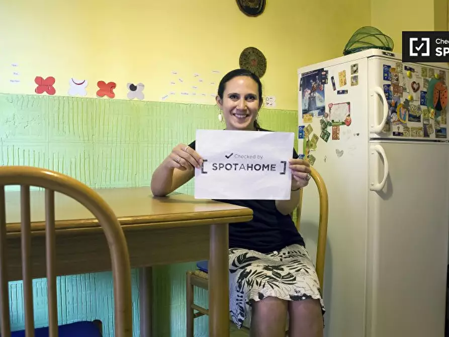 Immagine 6 di Camera condivisa in affitto  in Via Rugantino, 00169 Roma RM, Italy a Roma