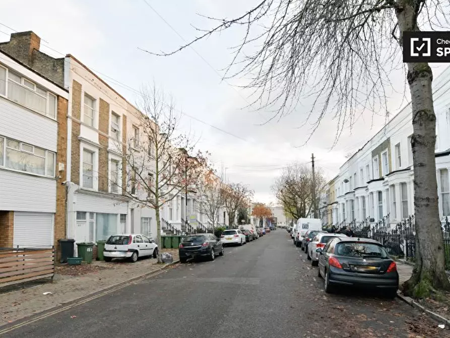 Immagine 13 di Camera condivisa in affitto  in Berriman Rd a Islington
