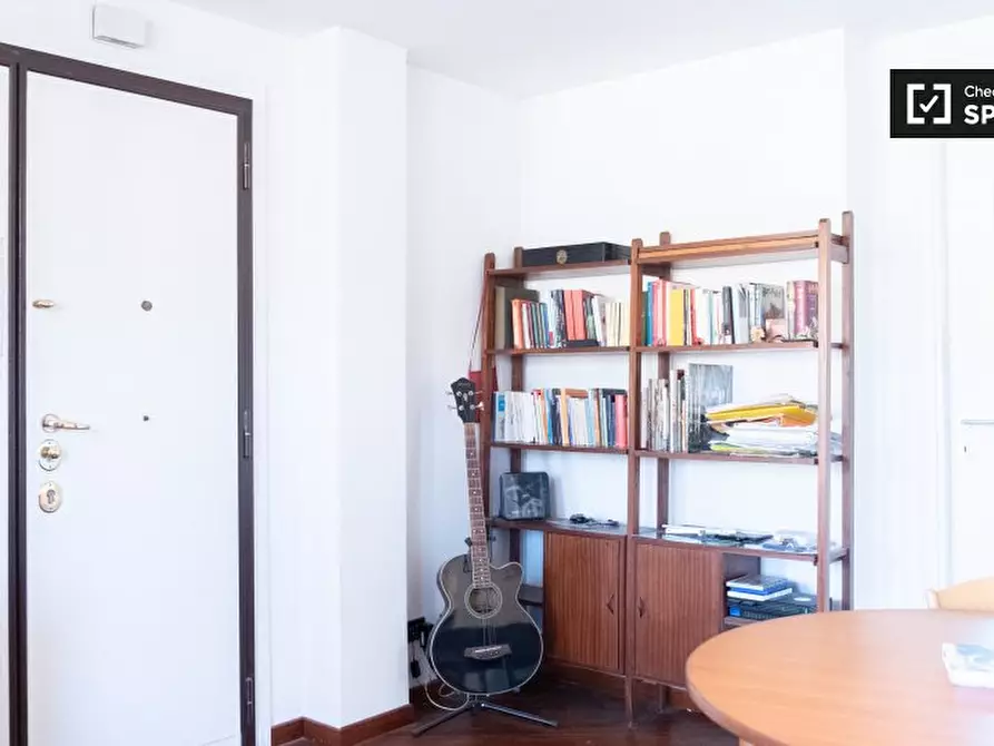 Immagine 11 di Camera condivisa in affitto  in Via Pietro D'Assisi a Roma